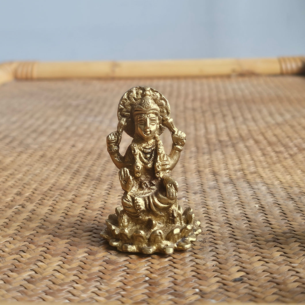 Lakshmi Maa Brass Figure