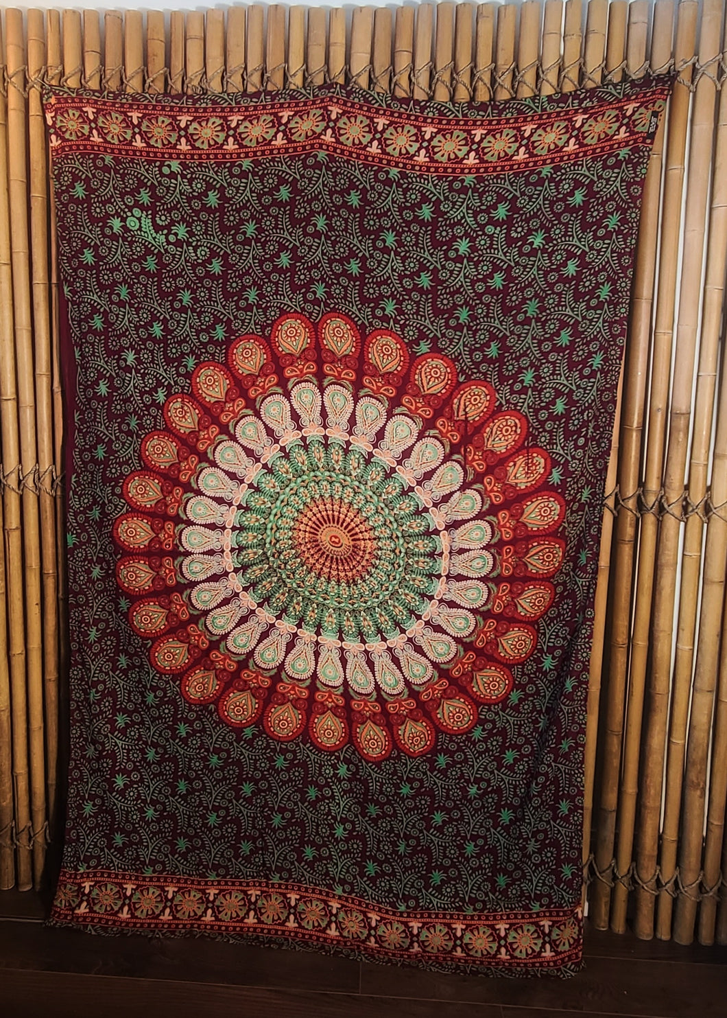 BURGUNDY MANDELA