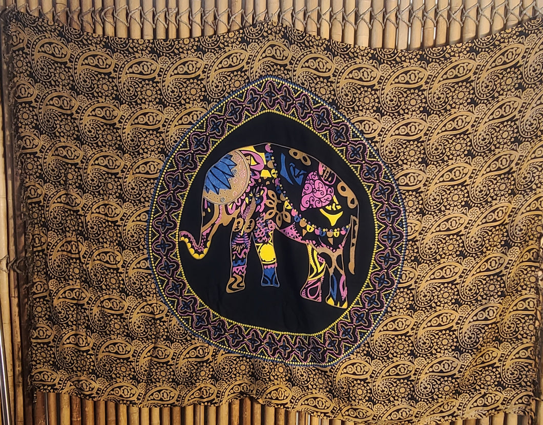 ELEPHANT'S LUCK (light brown/orange)